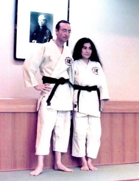 Super70sSports's tweet photo. John Lennon would give peace a chance and if that didn’t work the kicking would begin. https://t.co/6BVnw5HH2P