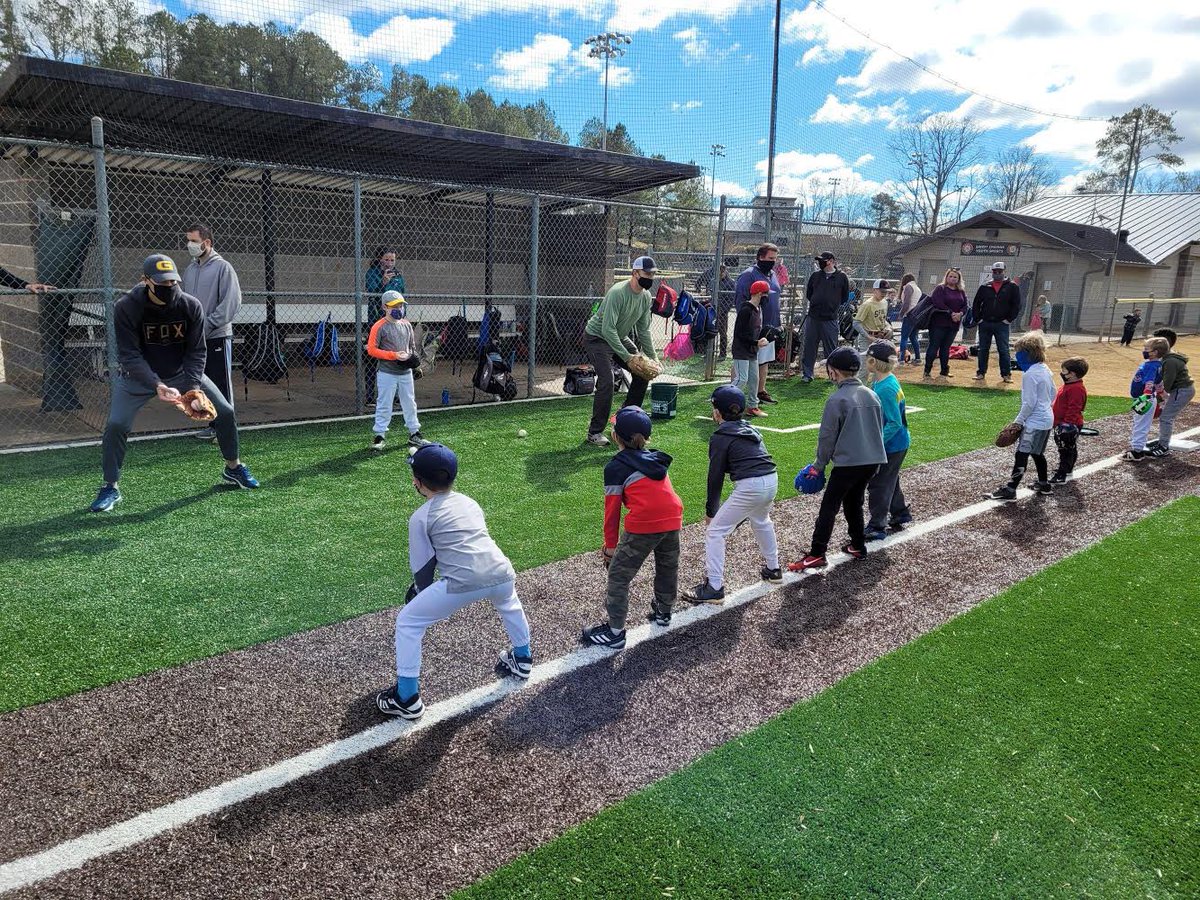 Spring 2021 Baseball has begun!

It was great seeing our new turf fields in use, our kids back playing baseball, safety precautions being taken, and smiles throughout the park. 

Its not to late to sign up your child today for spring baseball. Visit our website for more info!