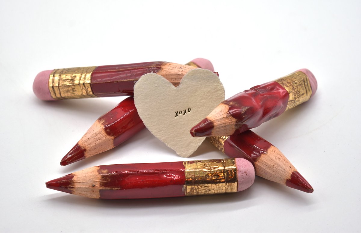 Pier70sf's tweet photo. Celebrate #ValentinesDay by shopping with our neighbors @SF_MCD. Their online shop is tricked out especially for the holiday, with uniquely designed gifts. https://t.co/2wfYYyYwFe
#MadeofCreativity #MuseumofCraftandDesign #BayAreaDesign #BayAreaMade #SFMade https://t.co/2q0oBOEmcA