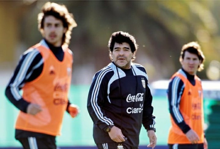 comradevcf's tweet photo. La mejor foto de la historia del fútbol. https://t.co/t9gFCgbwnD