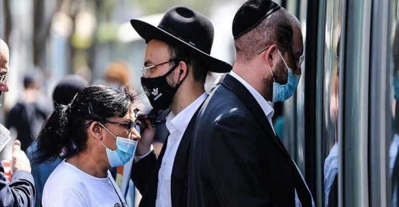 MariaBelson's tweet image. Nearly six weeks after entering the third nationwide lockdown to prevent the spread of the #coronavirus, #Israel has started to ease restrictions.
Some businesses began reopening on Sunday and people are now allowed to move more than a kilometer (half a mile) from their homes.