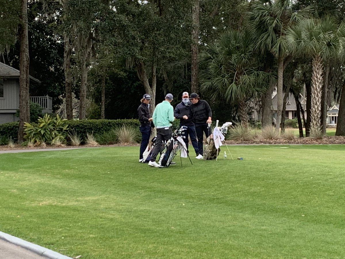 Extra Golf 🏌🏼‍♂️ 

Happening Now: Playoff for the Boys Division Champion 🏆

John Daly
PJ Maybank
Jack Turner