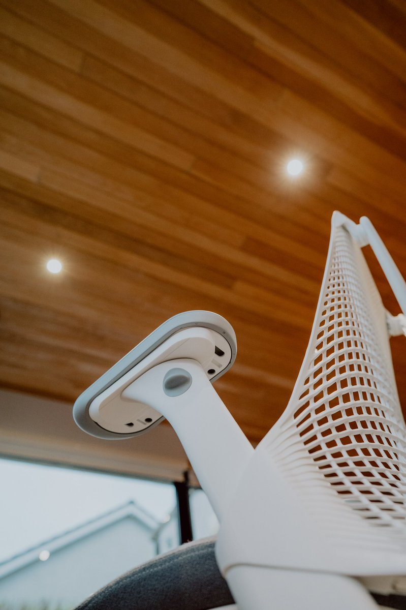 andreoloa's tweet image. Around the house