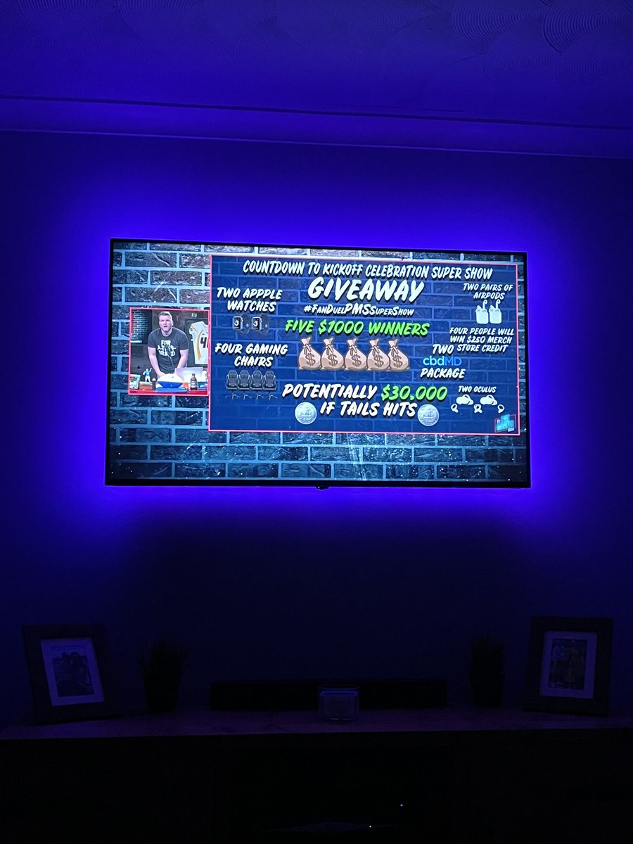 It’s underway #SuperBowl with the <a href="/PatMcAfeeShow/">Pat McAfee</a> let’s go! #FanDuelPMSSuperShow