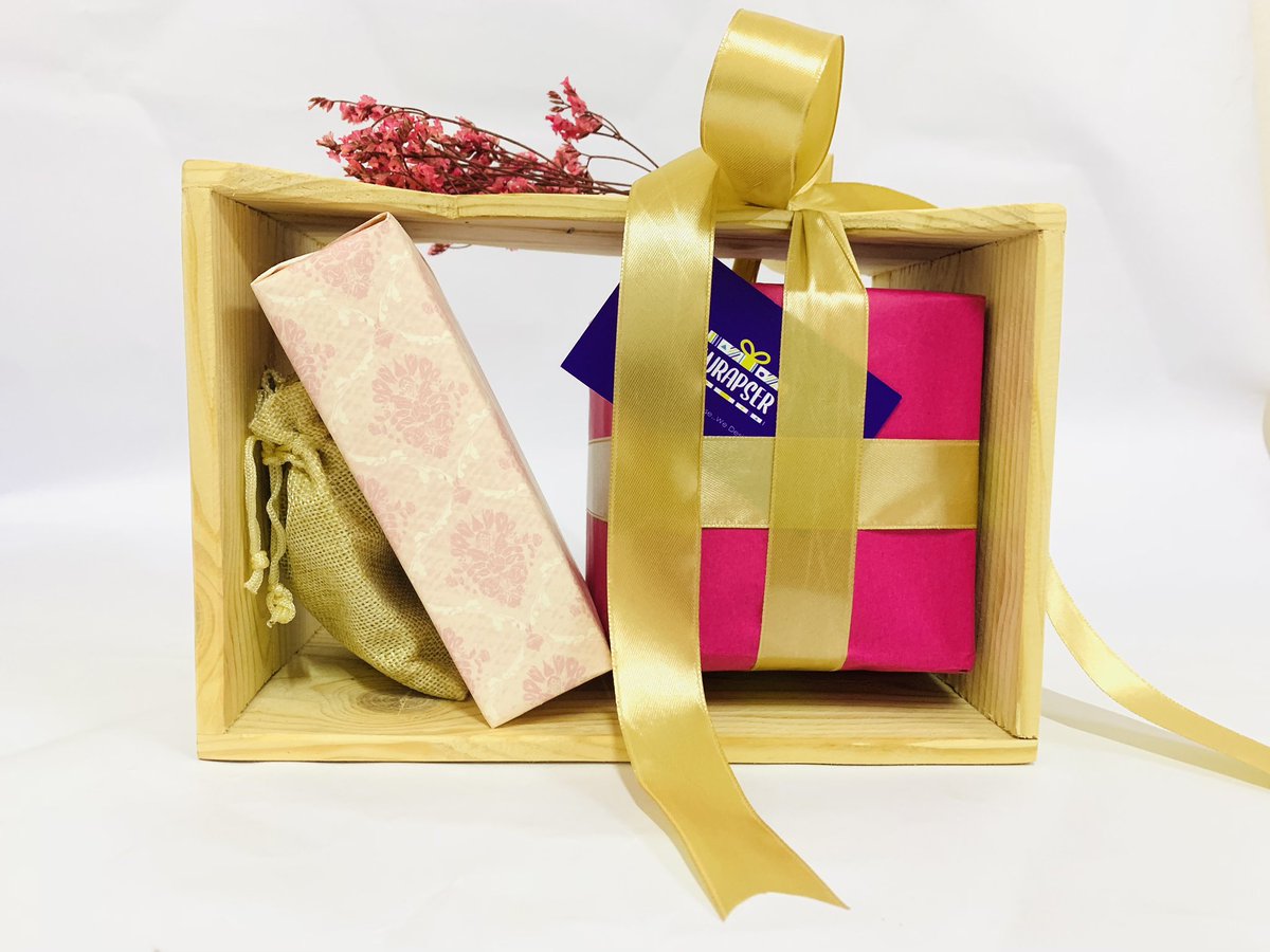 wrapser1's tweet photo. "Look on the pink side of life..
.
.
.
.
#wrapser #flowers #chocolate #giftforher #gifts #wraping #handmade #creative #happy #think #positive #craftideas #weeding #engagement #stayhomedosomething #activelifestyle #activities #stayhomestaysafe https://t.co/UUzSh2Dbp0