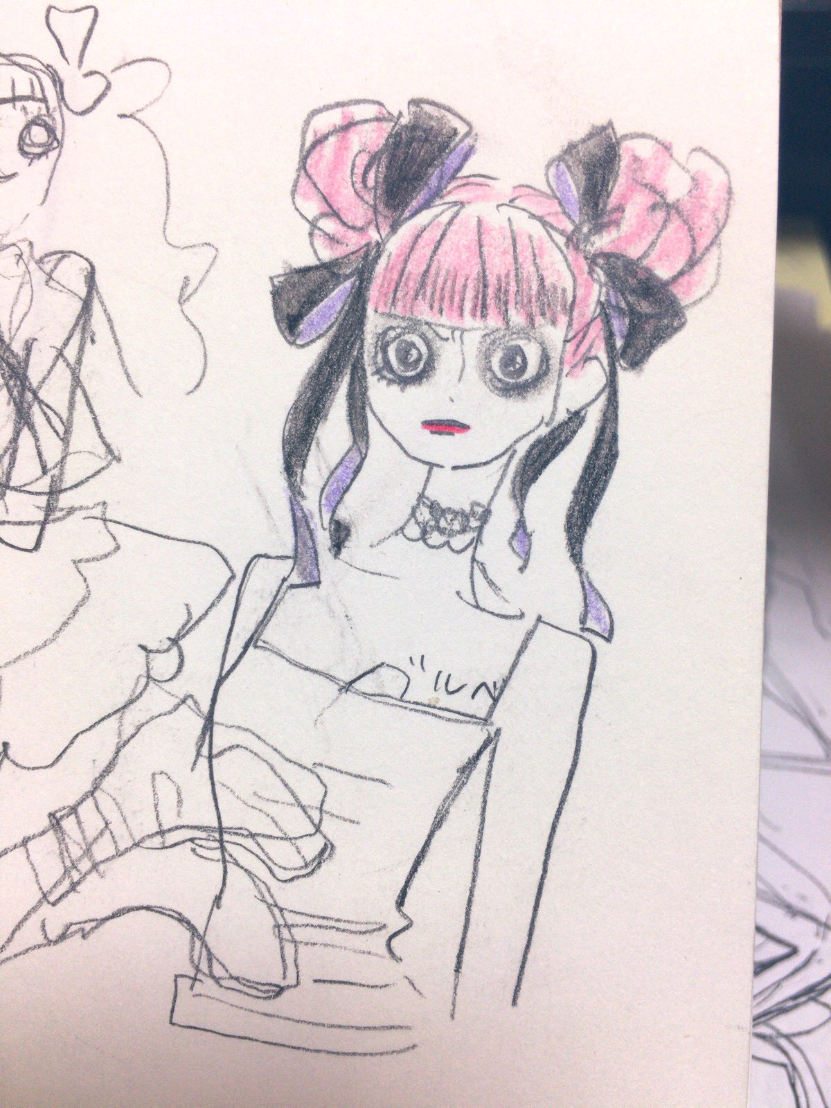 Suwasayaka ペローナ編 扉絵のポーズと髪と服が決まるまでのらくがき T Co Qkixwo8ow7 Twitter