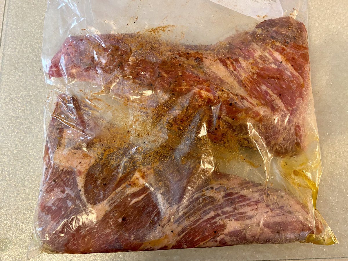 ResonantProse's tweet photo. Beautiful SoCal Sunday! Great bourbon in my glass and tri-tips on the smoker. Life is good! #Bourbon #traeger #smokedmeat #bardstownbourboncompany https://t.co/A3qi9m3BZH