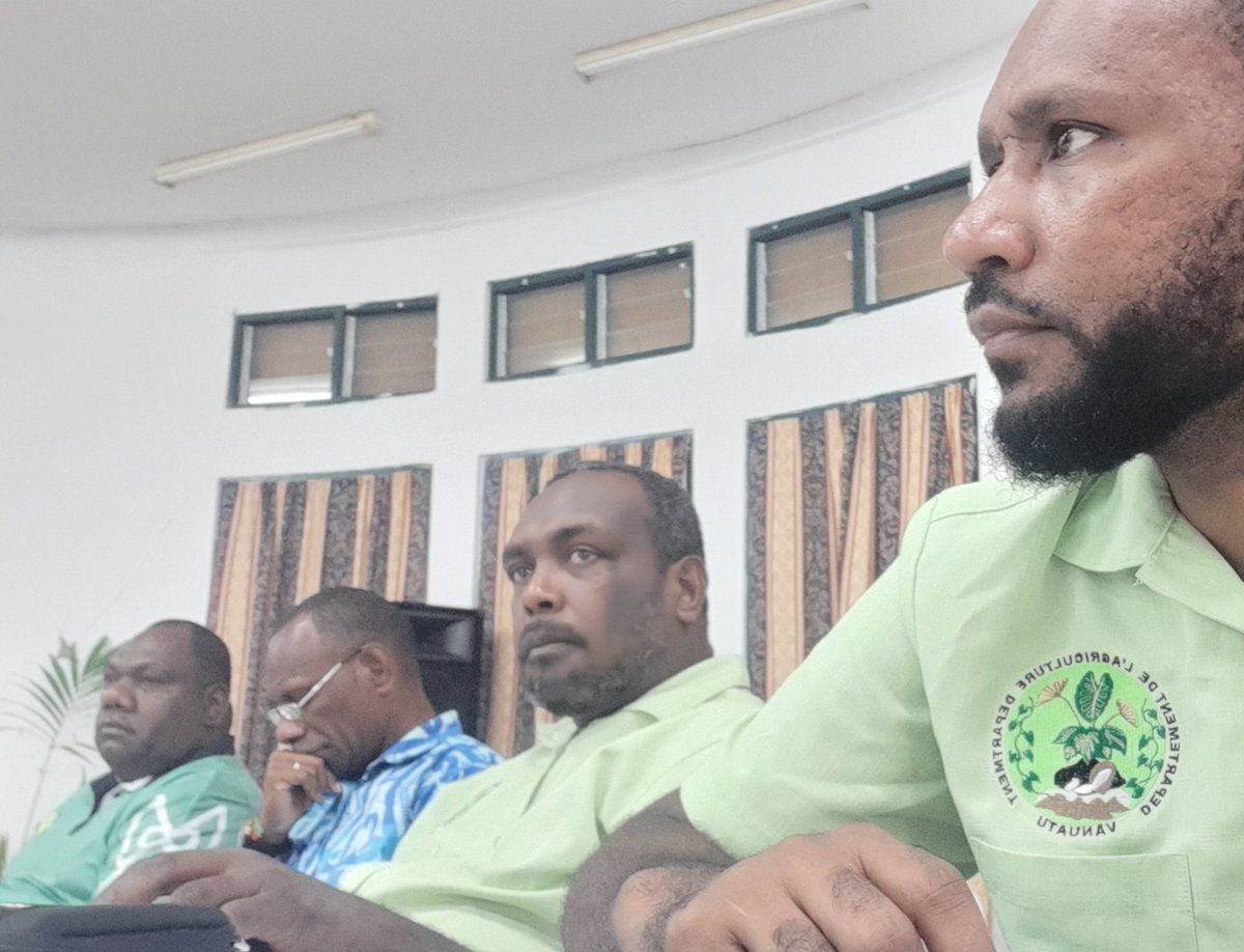 talemaot's tweet photo. In opening MALFFB's 2021 Retreat at Kings Town Luganville, DG Moses Amos says this Ministry to focus on "increase and multiply" projects. He called on his team to "think big" - maximise impact and contr to economic growth. #MALFFB #Retreat #Luganville #YumiGo https://t.co/Jket9FT3Ag