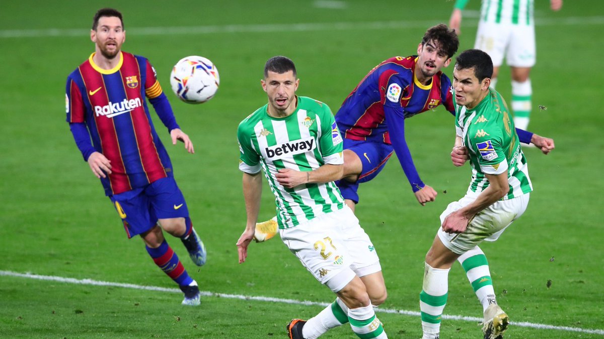 Icefcb1's tweet photo. Beautiful match
Big win
#UpBarca ๐ต๐ด
#VISCAELBARCA
#FORCABARCA https://t.co/RUVQs0Gm98