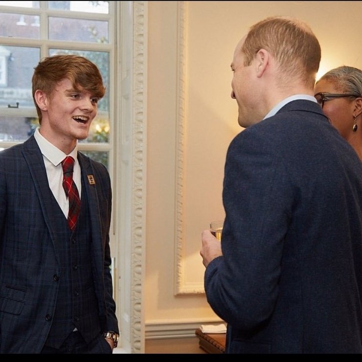 con_lynes's tweet image. My dad died when I was 1
My mum left when I was 3
My nan died when I was 8
Nearly lost my leg when I was 10
Two life threatening strokes age 15
Wouldn&apos;t survive, not much hope ! 
On Tuesday I turn 20, I&apos;m proud, I&apos;m strong, iam me #neversaynever #Survivor