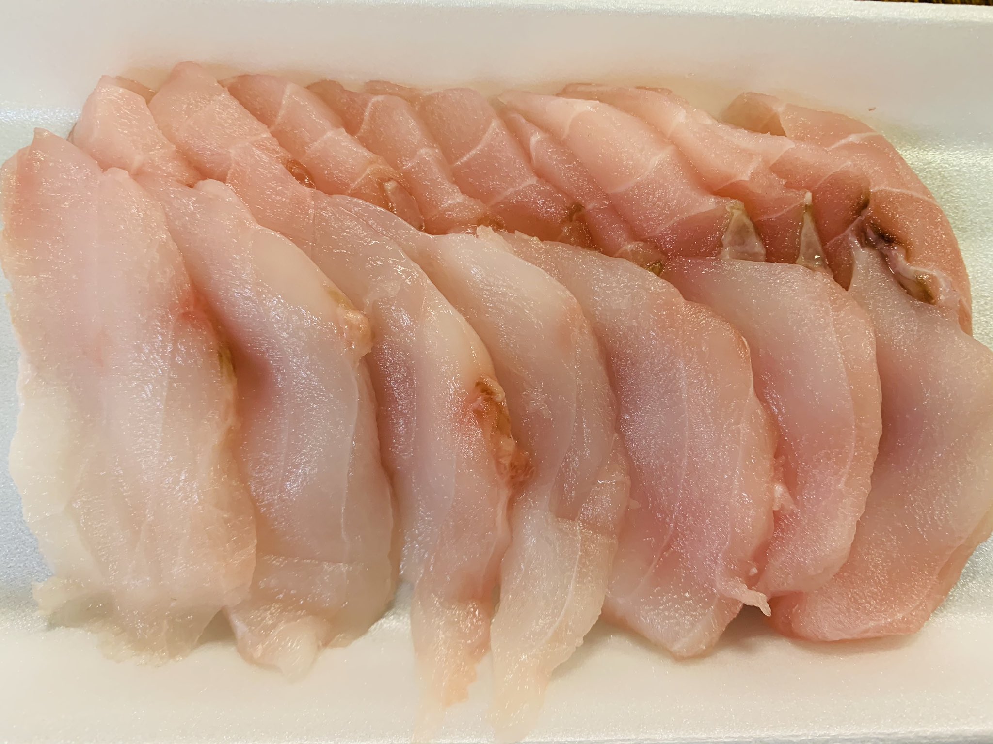 工藤商店 魚卵塩鮭のお店 オンラインショップも営業中 A Twitter おはようございます2 八戸市営魚菜小売市場工藤商店です 今日はお刺身屋さんに サガのお刺身 メヌケ 1パック400円あり〼 八戸 八戸市営魚菜小売市場 陸奥湊 飯テロ 魚食しようぜ T