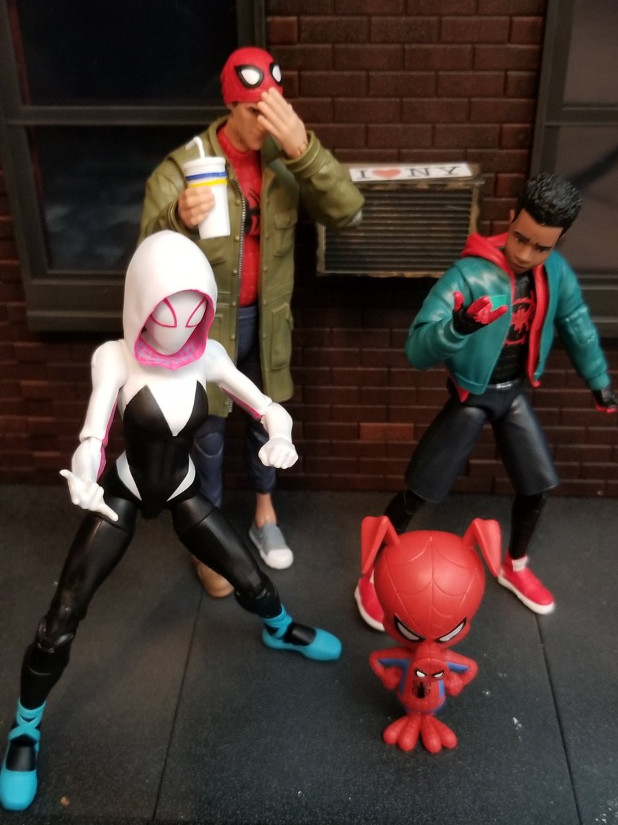 Best superhero movie ever! About time that Hasbro made Marvel Legends for Peter, Gwen, and Spider-Ham.

Hopefully Spider-Man Noir and SP//dr will be made into the future. 

Not pictured is Prowler, cause our son likes purple https://t.co/IP4ldij3wP
