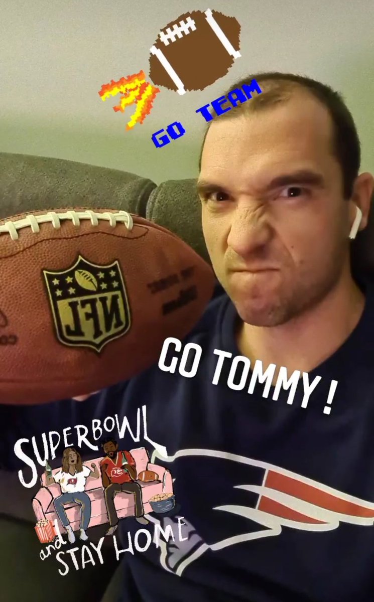 Julitocast's tweet photo. Go Tommy #12 avec #LequipeNFL 🏈🏈
43 ans, easy ! https://t.co/fcDmWCZpRz