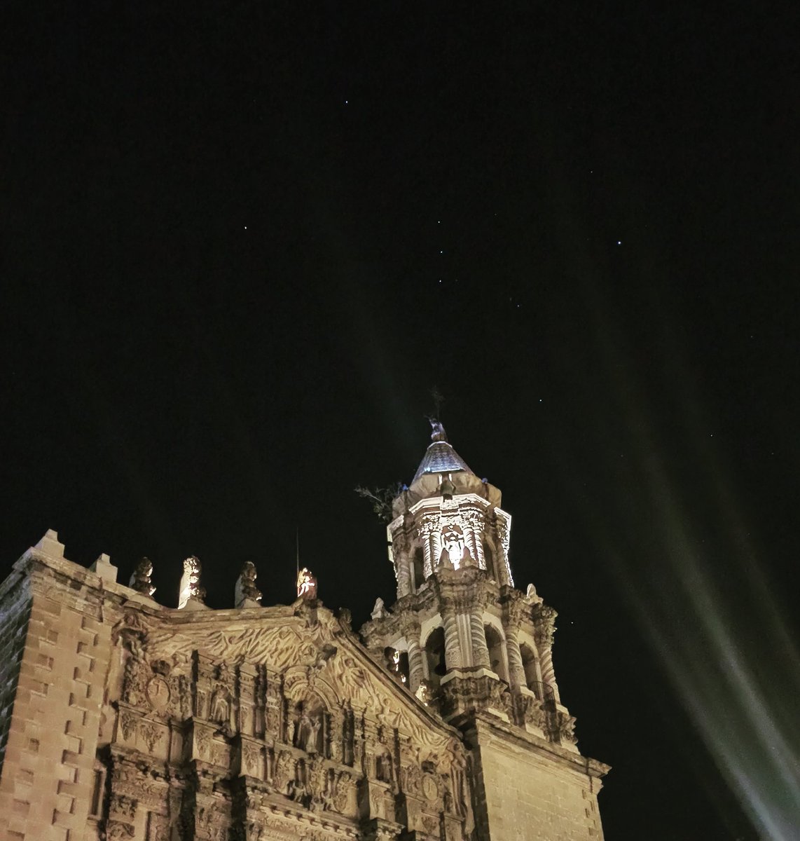 izaiismith's tweet photo. La esencia del placer visual al ver estrellas . https://t.co/6LsnhgXCKK
