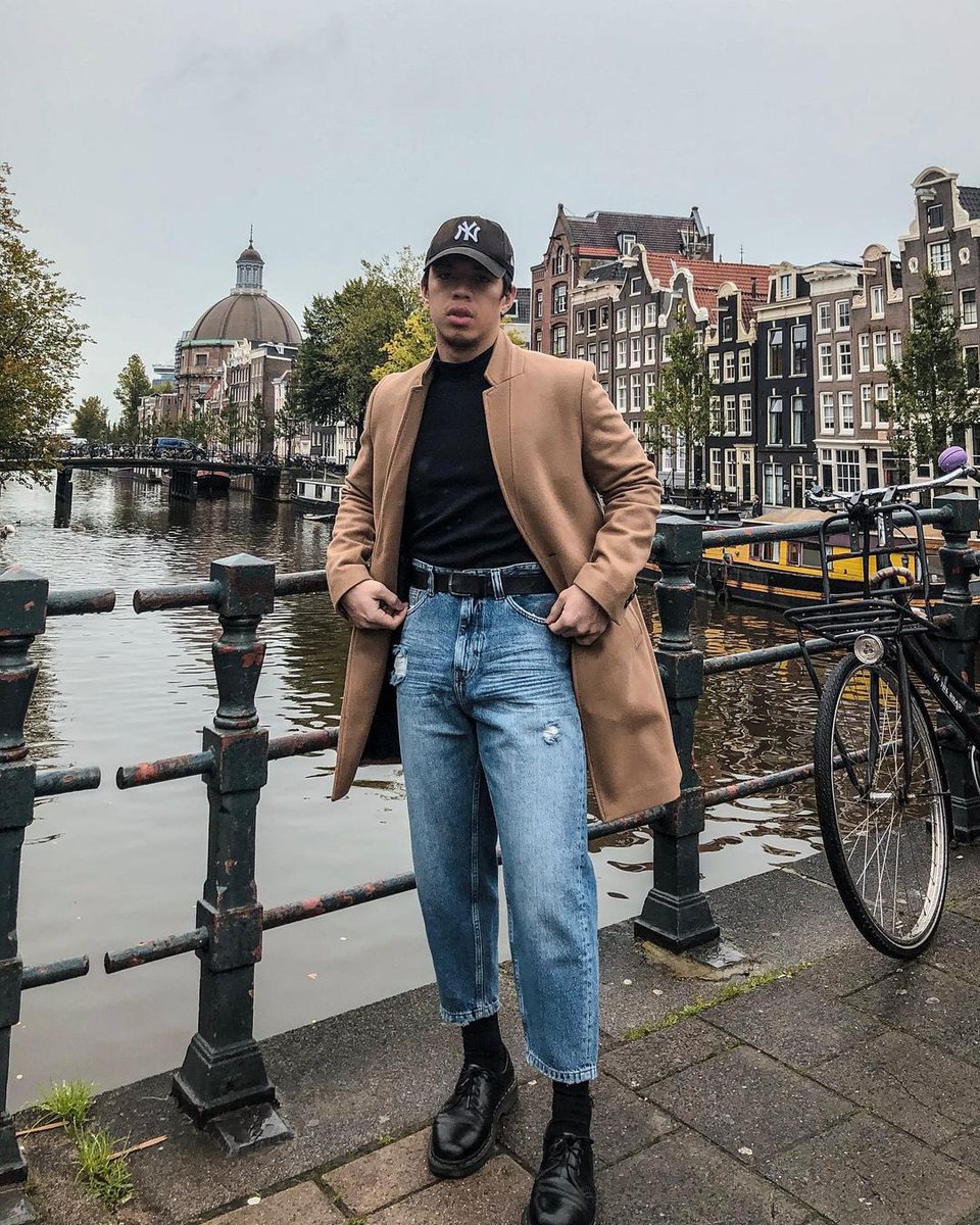 DareToYellow tweet media