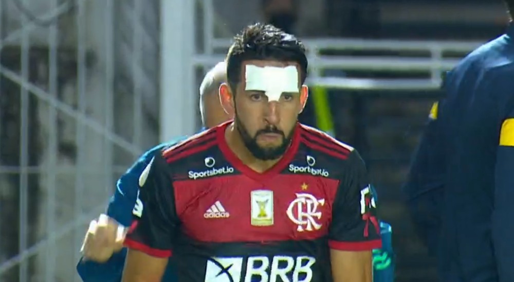 Sala12 on X: Mauricio Isla: DEMENTE OF THE MATCH - Red Bull Bragantino 1x1  Flamengo  / X