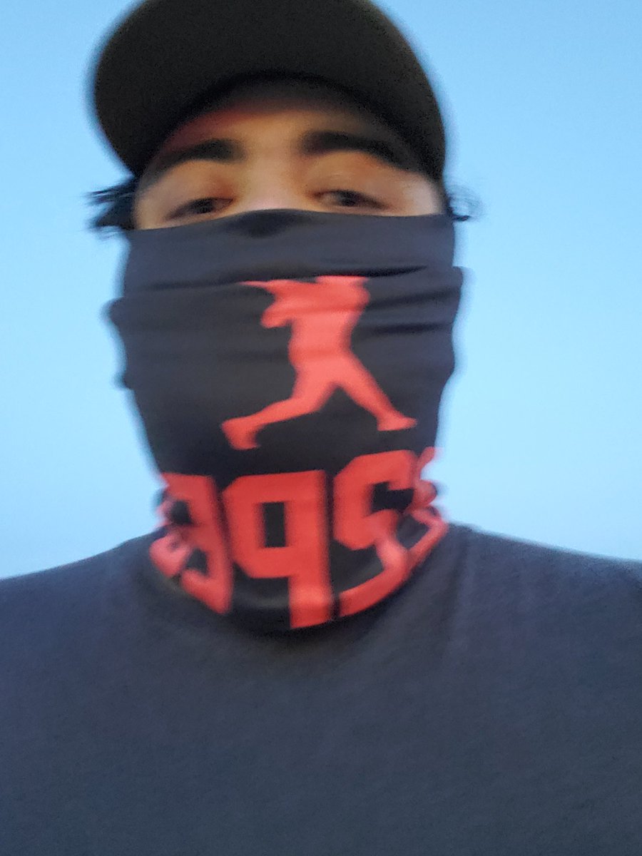 CDMoraila's tweet photo. Quick pass through CA and all I wanted was my new mask!
@RocksInTheOF
#SupportTheLocalBoys
#Re22pect https://t.co/5zMSHx7hW1