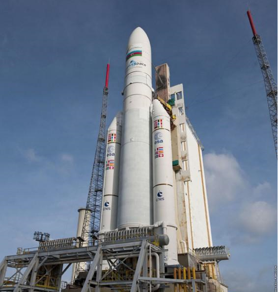 FranceBakou's tweet photo. ✨« Le premier satellite 🚀🇦🇿 "#Azerspace1" était lancé ce jour en 2013 par la fusée "Ariane-5" depuis la base 🇫🇷 de Kourou, en Guyane. Cet événement constitue un moment clé de la relance du secteur spatial 🇦🇿 ». La coopération spatiale 🇫🇷-🇦🇿 🤝se poursuit. @ArianeGroup https://t.co/UkDXzxcunn
