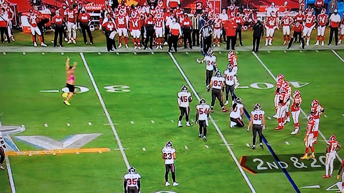 WOW! That fan that ran on the field with a pink bra on had more yards then Mahomes!!!! Lol