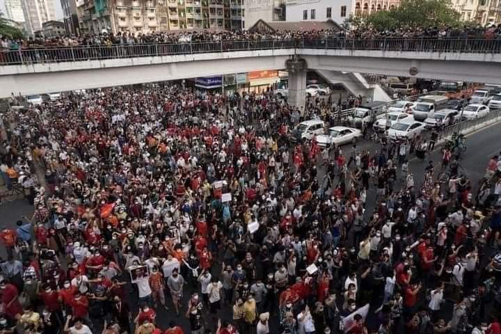 KhinMyanmar14's tweet photo. People in Myanmar .Take care Everything..Be safe.
Respect Our Votes.
GIVE BACK DEMOCRACY
#WhatsHappeningInMyanmar
#Feb8Coup https://t.co/T7k0zOD5NQ