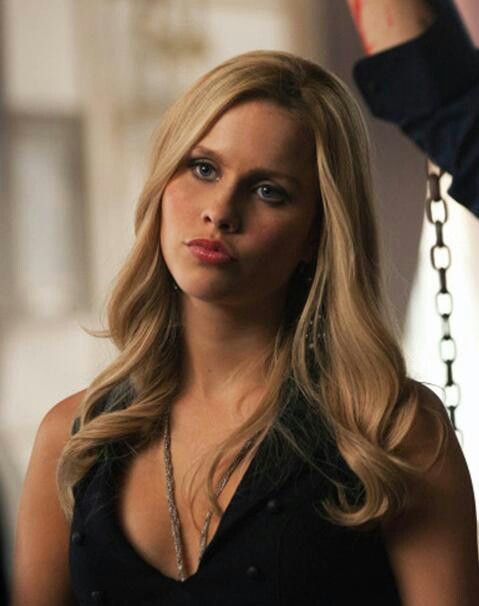 chaotic, loyal to a fault, absolute cunt by whom we would all do anything to be stepped on (and very gay, one canonically and the other just obviously): pam de beaufort vs. rebekah mikaelson