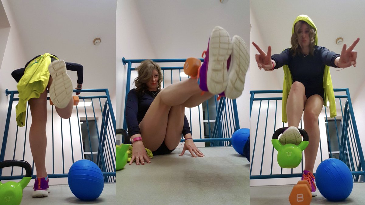 HeyItsMeMissJT's tweet photo. This caped little avenger loves her #LegDay. Weights can be lifted in various ways. πStrengthening my lovely core too! π #GetCreative #GetFit #ThinkOutsideTheBox #MuscleMaker #Definition #ToneItUp #RunnersLegs Sunday Night Sweat Sesh. πππ₯π¦ https://t.co/QdnoJNksSu