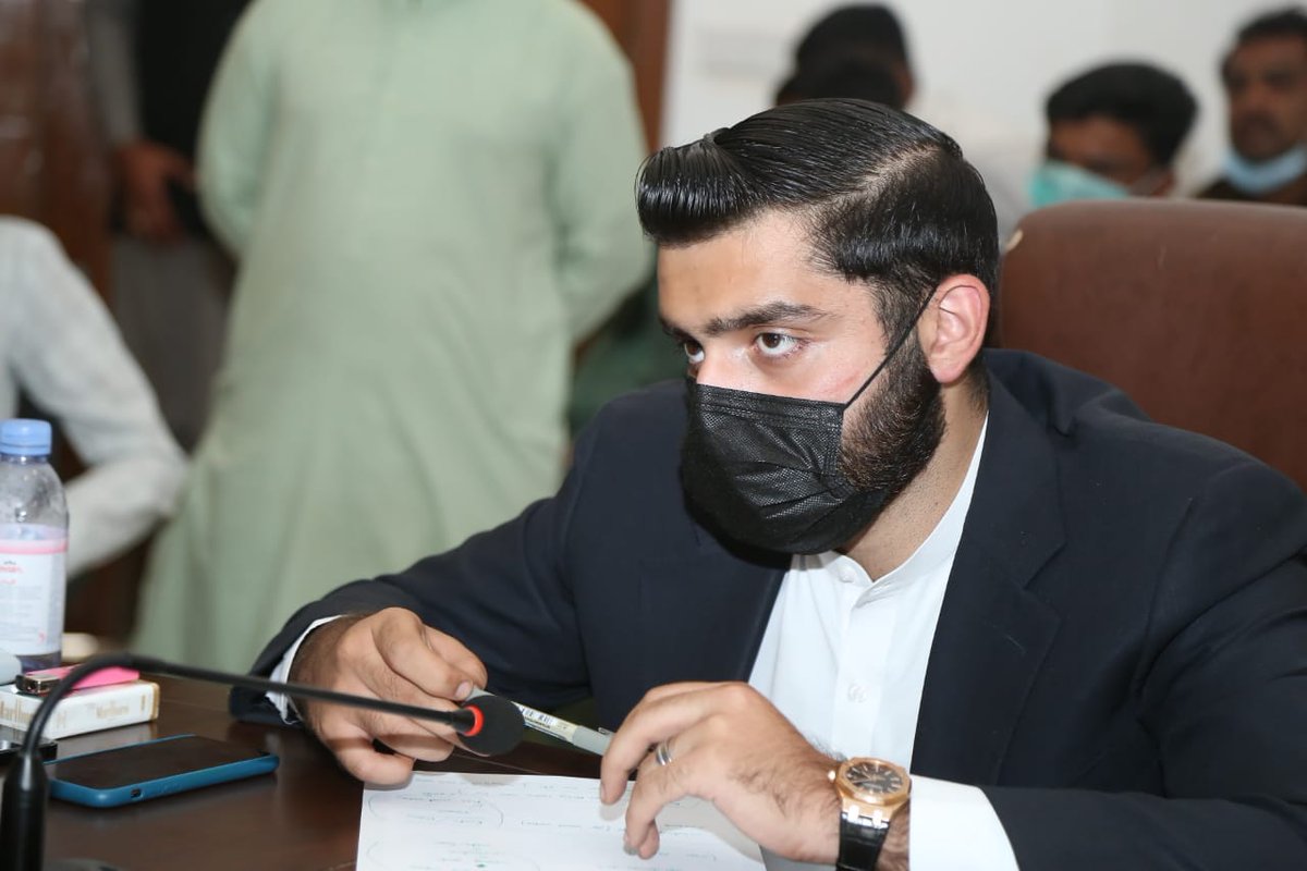 Kamrankhushk1's tweet photo. Youngest PPP leader @rawalsharjeel presiding the meeting of social media #Hydrural , #Jamshoro & all social activists who are working day n night for the philosophy of #Bhuttoism.
#PDMJalsaHyderabad https://t.co/CDVEBS3RRB