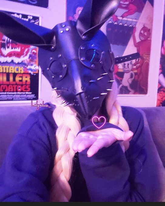 New mask! 😈🐰 https://t.co/OrPtrcfJai<a href="/tag/booty"class="tags"><span>#booty</span></a><a href="/tag/loli"class="tags"><span>#loli</span></a><a href="/tag/dinos"class="tags"><span>#dinos</span></a><a href="/tag/lewds"class="tags"><span>#lewds</span></a>