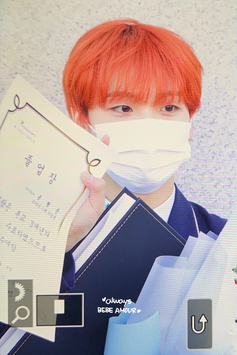 210208 슬픈데 귀엽고.... 너무 귀여운데 슬푸다... 교복쭌 안녀엉...( ◡‿◡ )

#송형준 #형준 #크래비티 #CRAVITY