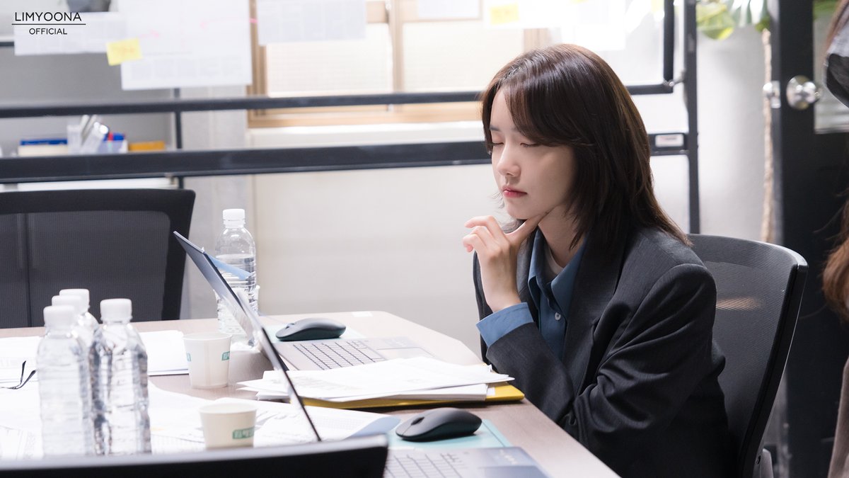 [COMPILATION] 210208 YoonA - #HUSH Still Cut &amp; behind the scene 24P from SMTown Naver Post 

m.post.naver.com/viewer/postVie…

DL: mediafire.com/file/zbxeb4iih…

#YoonA #윤아
