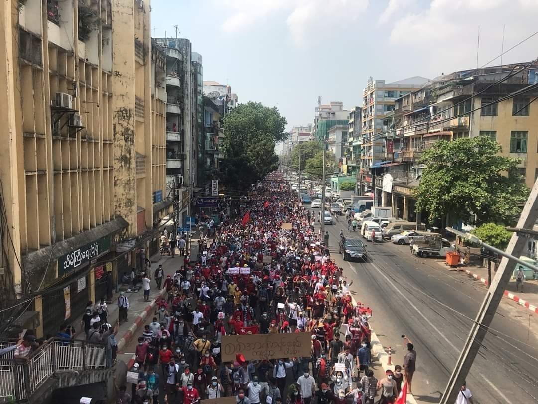 This is our generation. We are protesting with discipline.We fight only for true democracy. Not for internet. 
Please respect our votes,our choice.
To give back democracy for our future and our generations.
#Fed8Coup
#WhatsHappeningInMyanmar