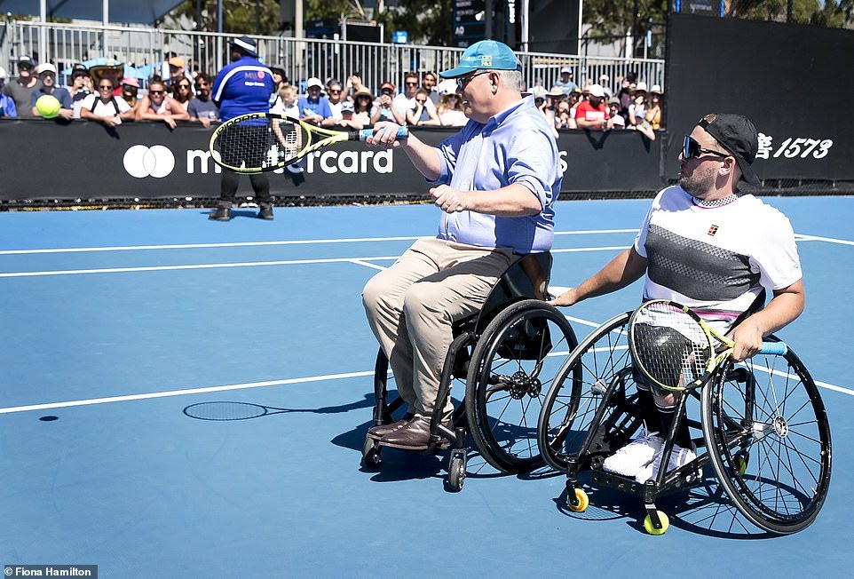 chuzbucket's tweet image. #ScottyFromPhotoOps #DaggyDad #newlow #sorryifyouareoffended