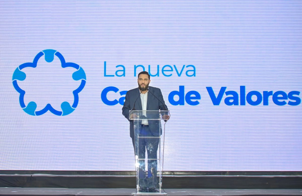 marioduran's tweet photo. Si Dios está con nosotros, ¿quién contra nosotros?

Romanos, 8:31. https://t.co/5ncHnUv36W