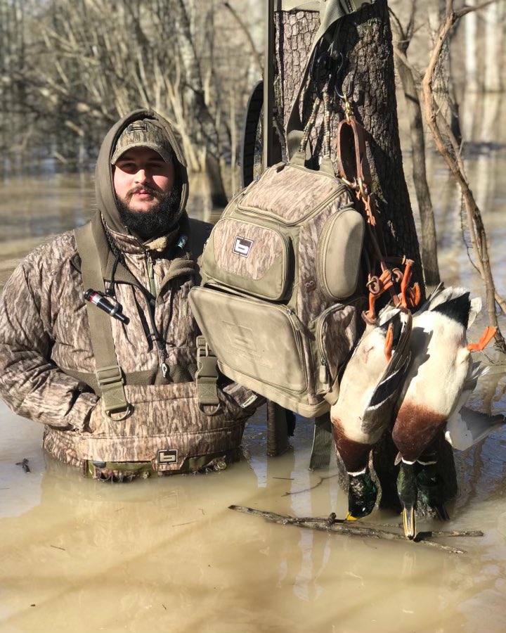 Price Holmes tweet media