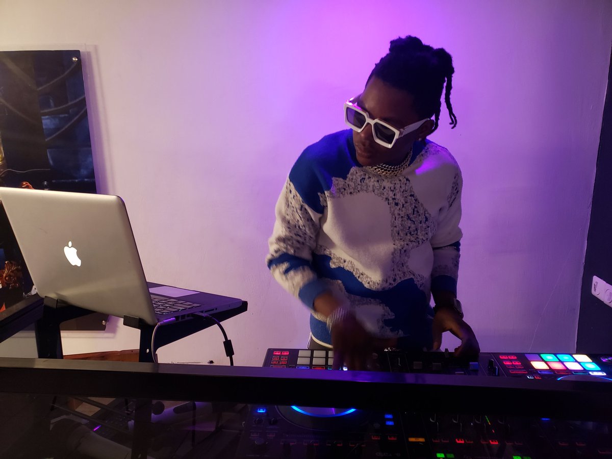 237Deejay Splash tweet media