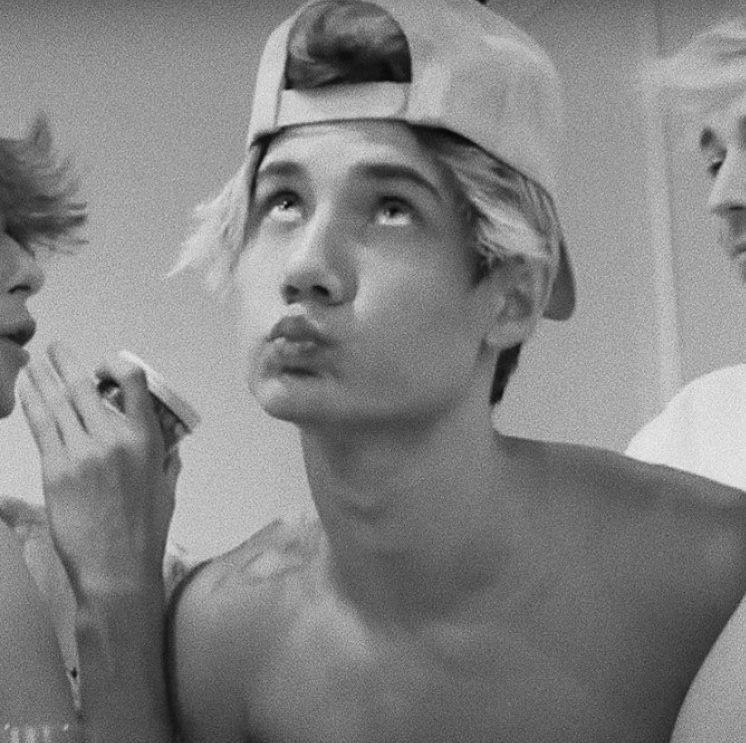 jaopoetts's tweet image. happy birthday jaden i&apos;m so proud of you and everything you have achieved in such a short time ,i love you ❤️ #happybirthdayjxdn

@jadenhossler