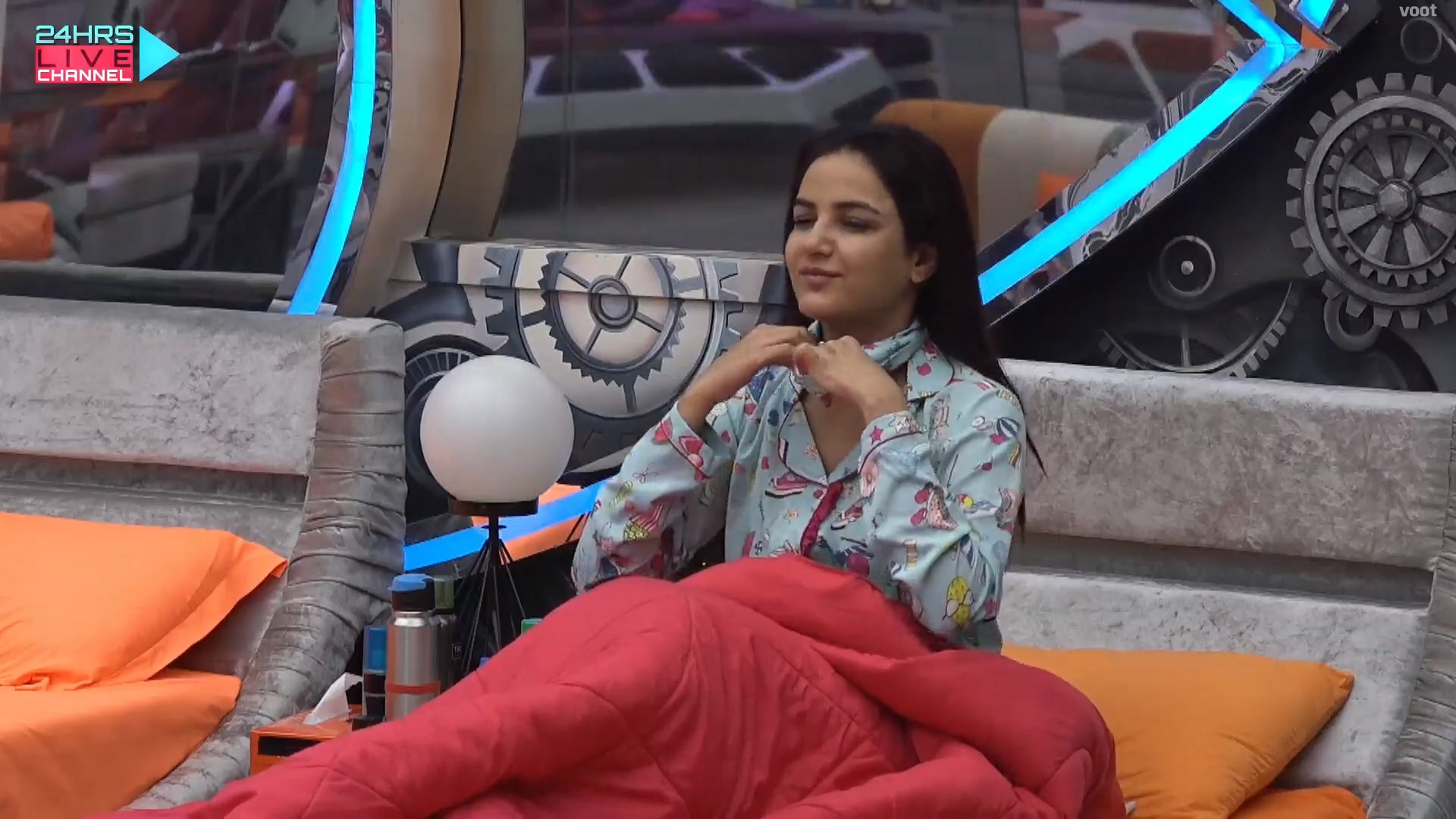 BB 24 7 Live Feed Update BB247LiveFeedU1 X