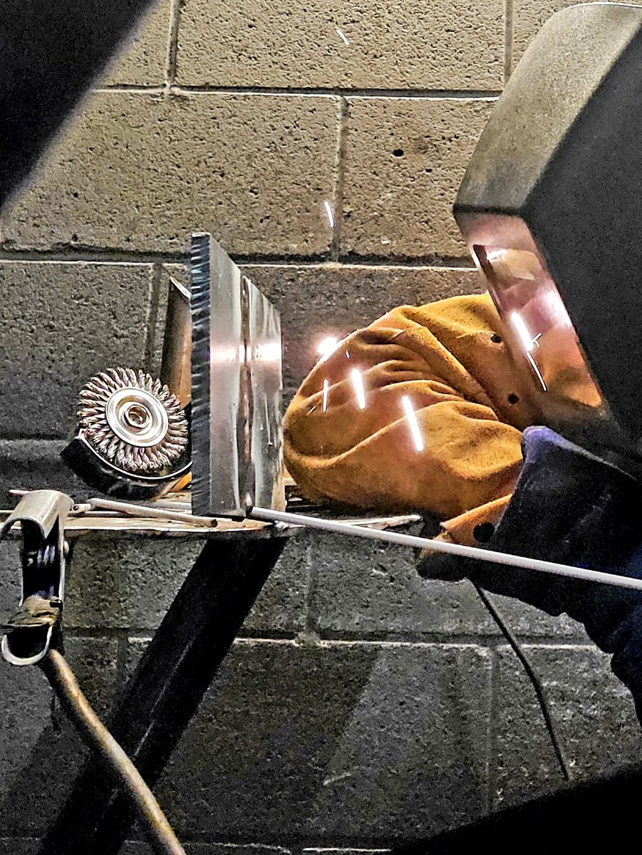 working on my 3g open root bevel for my bend test. 6010 root pass at 75 amps 7018  rod for hot pass at 105 amps... passed the bend #training #welding #weld