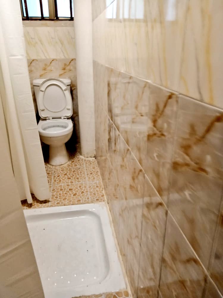 immo_shu's tweet photo. Location : 3 chambres salon cuisine 2 salles debains.
Loyer : 700$
NGALIEMA/ Météo.
Contact :
+24399 563 70 70
+24382 210 77 00
#covid_19 #congotoglobal #restaurants #Kinshasa #location #agentimmobilier #coronavirus #tokooosII #MbOkA_eLEnGi https://t.co/pn25wpE0Ry