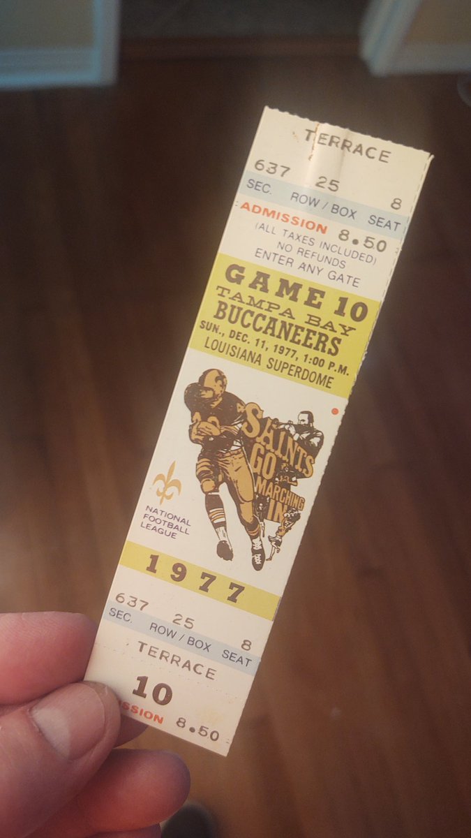 floridaroom62's tweet photo. Looking back to their 1st ever win. Victory number 1 in 1977 against New Orleans. Flash forward to 2021 and a second Lombardi Trophy. #GoBucs https://t.co/oetObXxaip