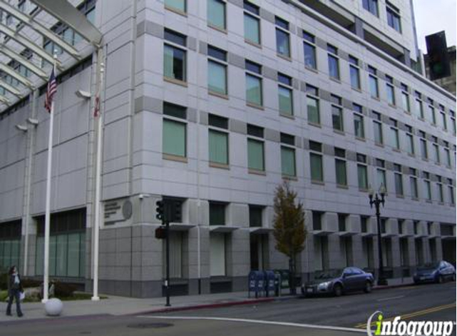 ForaLabor's tweet image. There are less than 200 OSHA inspectors in California for 18 million workers. People aren't getting the PPE they need to work during the pandemic.

Join our rally at Oakland's Cal-OSHA building on February 15th at noon to demand protection for workers!

facebook.com/events/4726653…