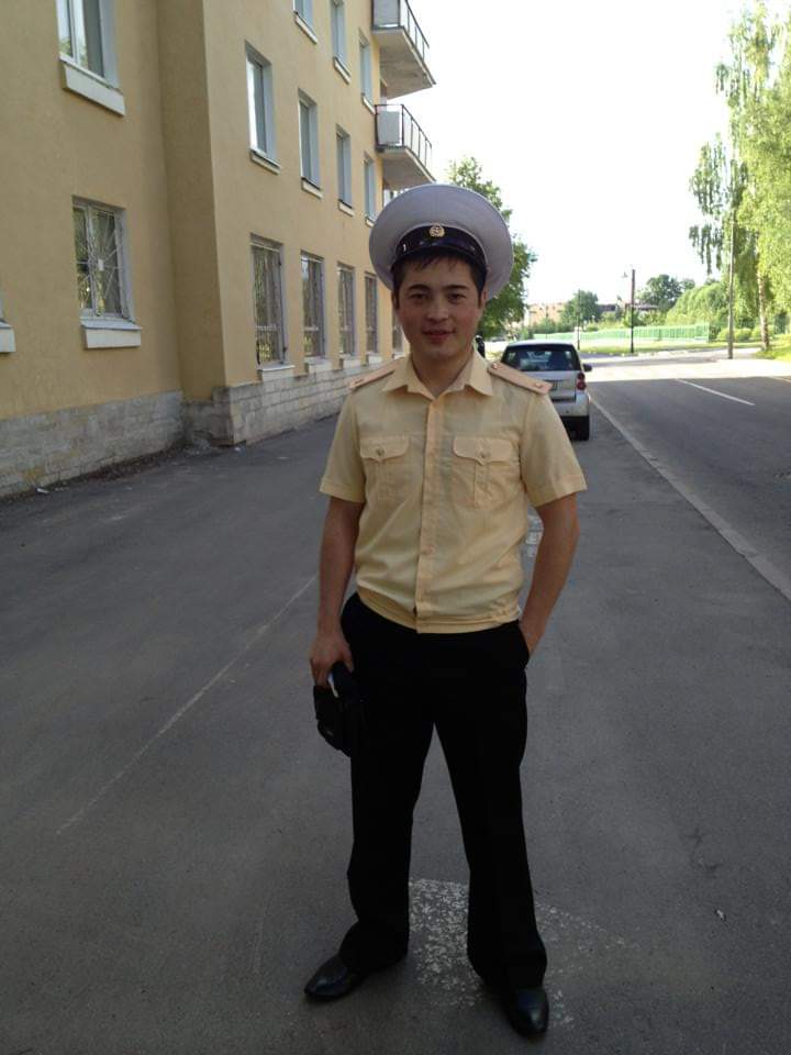 Sand_Akhmet2020's tweet photo. The human rights activist of the #Bostandyk movement, Daryn Khasenov, the sole breadwinner of his family, has been in custody for more than 2 months for criticizing the authorities for his human rights activities. #MEPs @gunnar_beck @nicolabecrfdp @beghin_t https://t.co/WHYfTee6CM