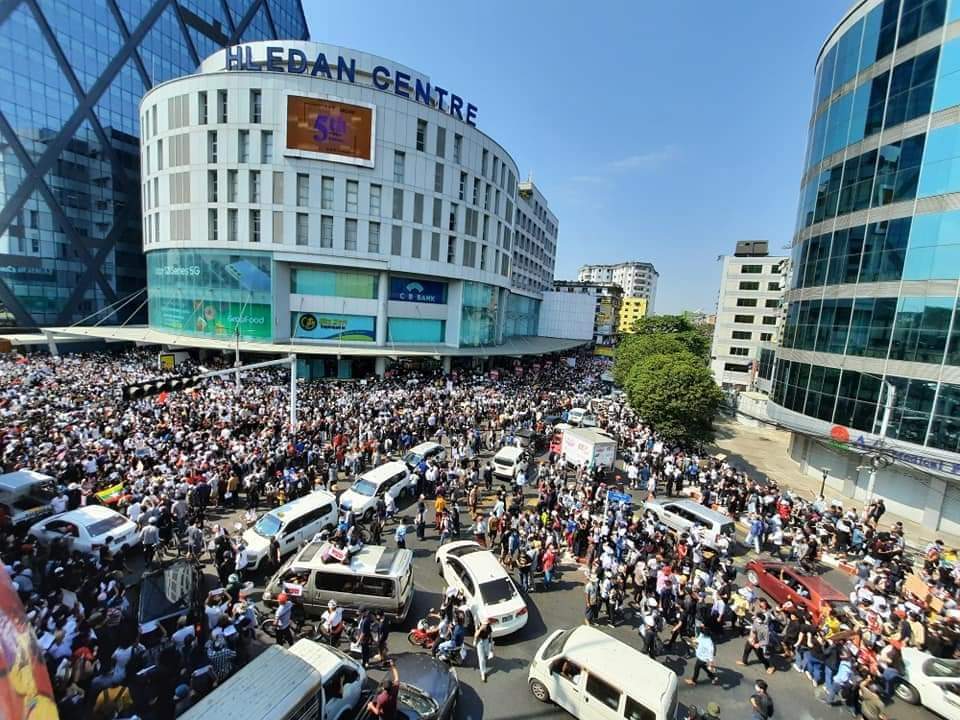 NNYIMYINT1's tweet photo. #FightForDemocracy 
#HearTheVocieOfMyanmar
#WeWantJusticeForMyanmar https://t.co/uzx4qzcslY