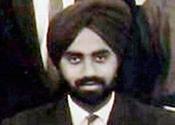 Today is the 80th birth anniversary of Ghazal maestro  #JagjitSinghThis is a rare picture of him during his Kurukshetra University days in the mid 60s