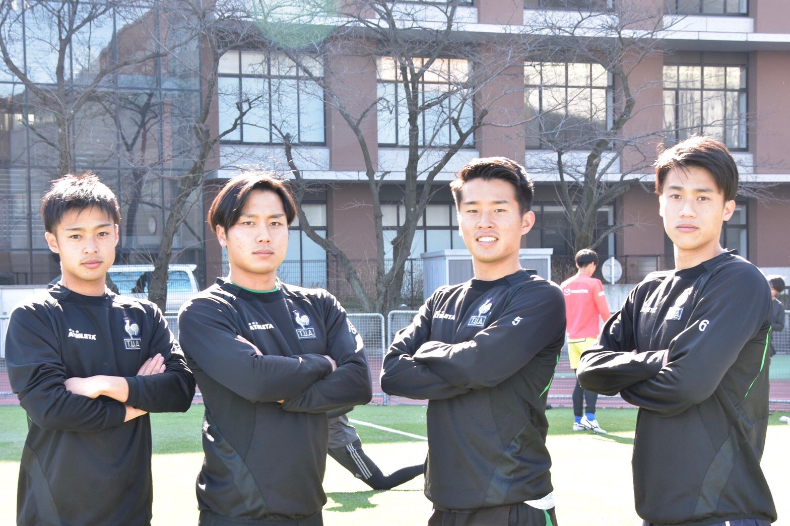 東京農業大学農友会サッカー部 21年 幹部紹介 主将 4年 佐々木陸生 三菱養和scy 出身 副将 4年 瀬戸山俊 流通経済大学付属柏高校 出身 副将 4年 笹田大智 東海大学翔洋高校 出身 副将 4年 和田航希 国士舘高校 出身 左から