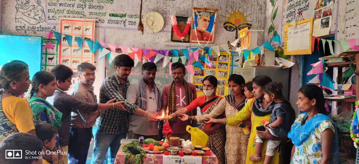navyadisha's tweet photo. A glimpse of one of our recent Kitchen garden Training sessions happening in Kodigehalli, Tumakuru for ASHA and Anganawadi workers.

#womenempowement
#navyadishatrust
#kitchengarden
#cagl

With @sureshkkrishna https://t.co/HDeksQieEr