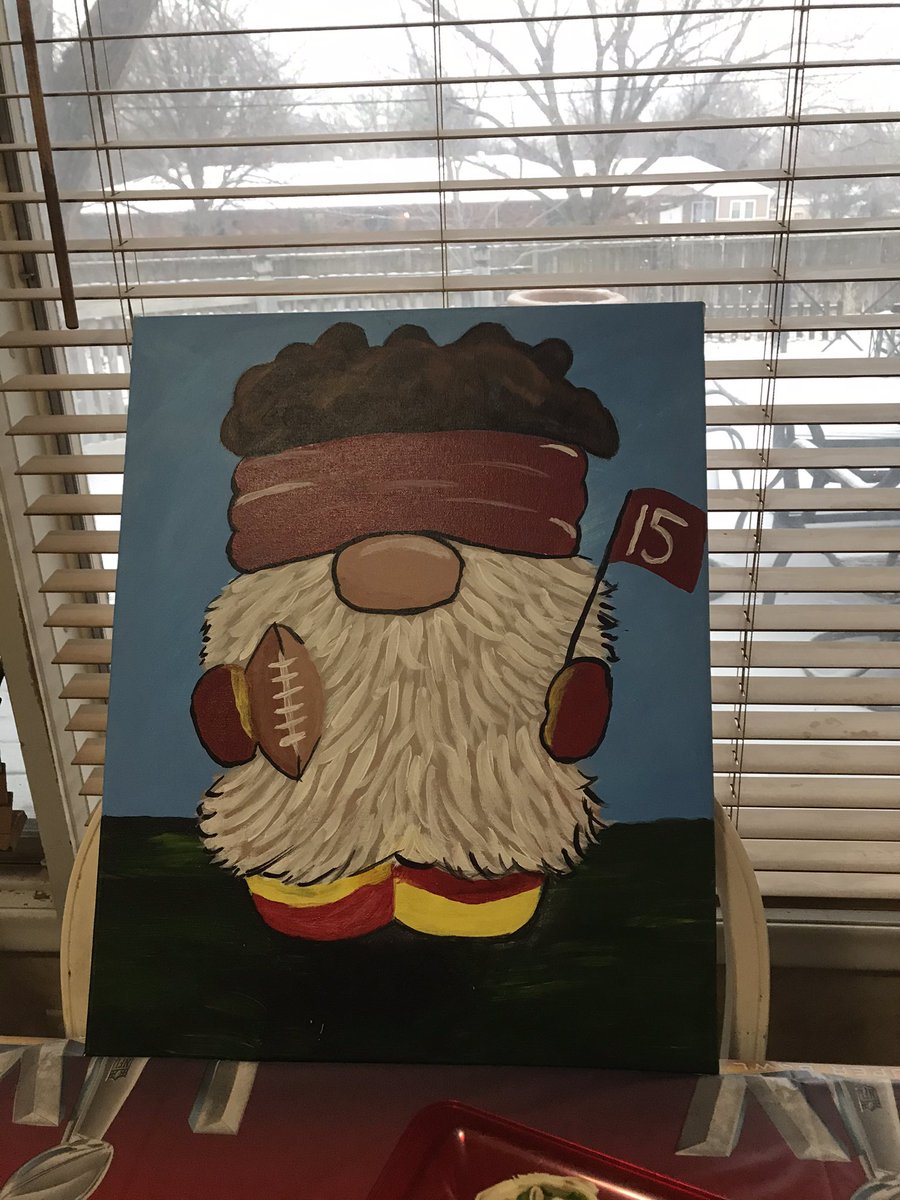 SimplyTegsTTV's tweet photo. Mahomie Gnomie. #Chiefs #stillwinners https://t.co/bZvtqJdEGj