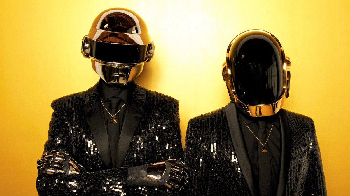 6MAGstudio's tweet photo. when i lived in boston i saw CAKE play the orpheum and they told the crowd [who was cheering 'yankees suck'] "WE DON'T CARE ABOUT YOUR SPORTS TEAMS" 

i guarantee daftpunk feels the same way rn https://t.co/6g46N4daMl