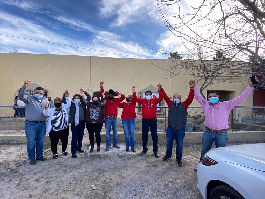 rigofuentes's tweet photo. Para los buenos priistas coahuilenses, la voluntad de la mayoría es la suya propia, tal como se demostró entre los aspirantes a la candidatura del PRI por la alcaldía de #Guerrero, donde Mario Cedillo Infante, tras ganar el proceso interno, será en su momento nuestro abanderado. https://t.co/dpwrXyivBE