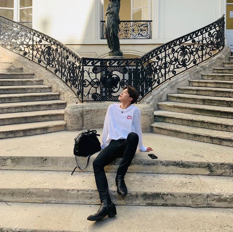 jimin as you travel buddy - a soft thread